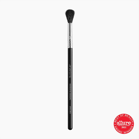 Sigma® Beauty E40 Max Tapered Blending Brush at Socialite Beauty Canada
