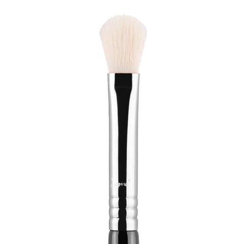 Sigma® Beauty E25 Blending Brush at Socialite Beauty Canada