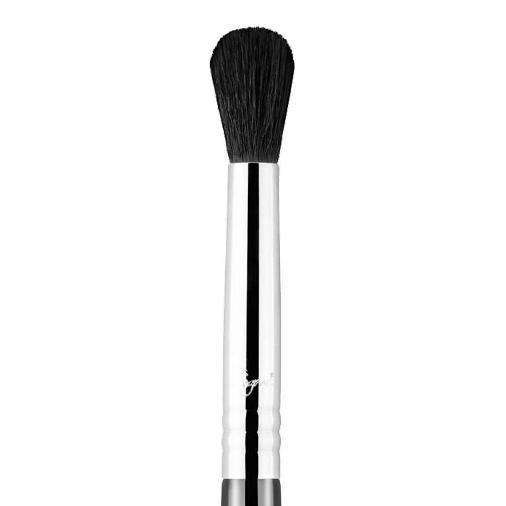 E38 Diffused Crease™ Brush by Sigma® Beauty Socialite Beauty Canada