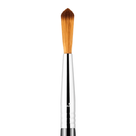 Sigma® Beauty F71 Detail Concealer™ Brush at Socialite Beauty Canada