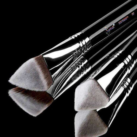 Sigma® Beauty F87 Edge Kabuki™ Brush at Socialite Beauty Canada